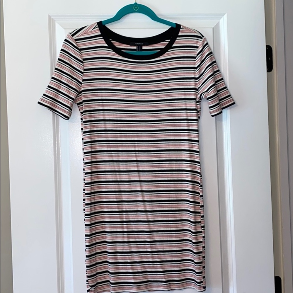 Forever 21 striped short-sleeve dress